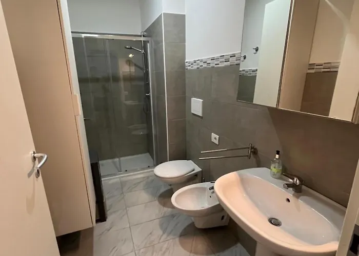 Private In Isola-farini * Milano