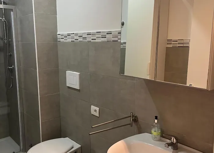 Private In Isola-farini * Milano